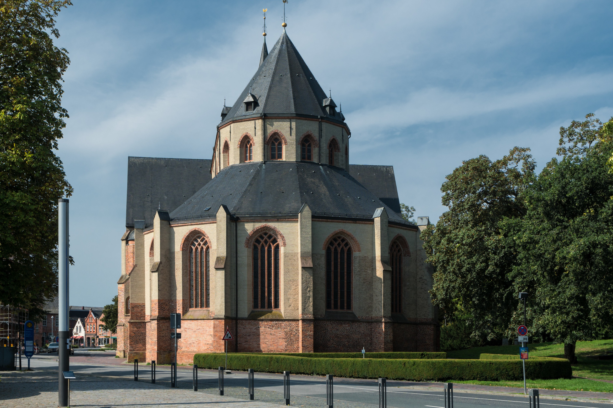 Ludgerikirche in Norden; Detektei Norden, Wirtschaftsdetektei Norden, Wirtschaftsdetektiv Norden, Detektivteam Norden