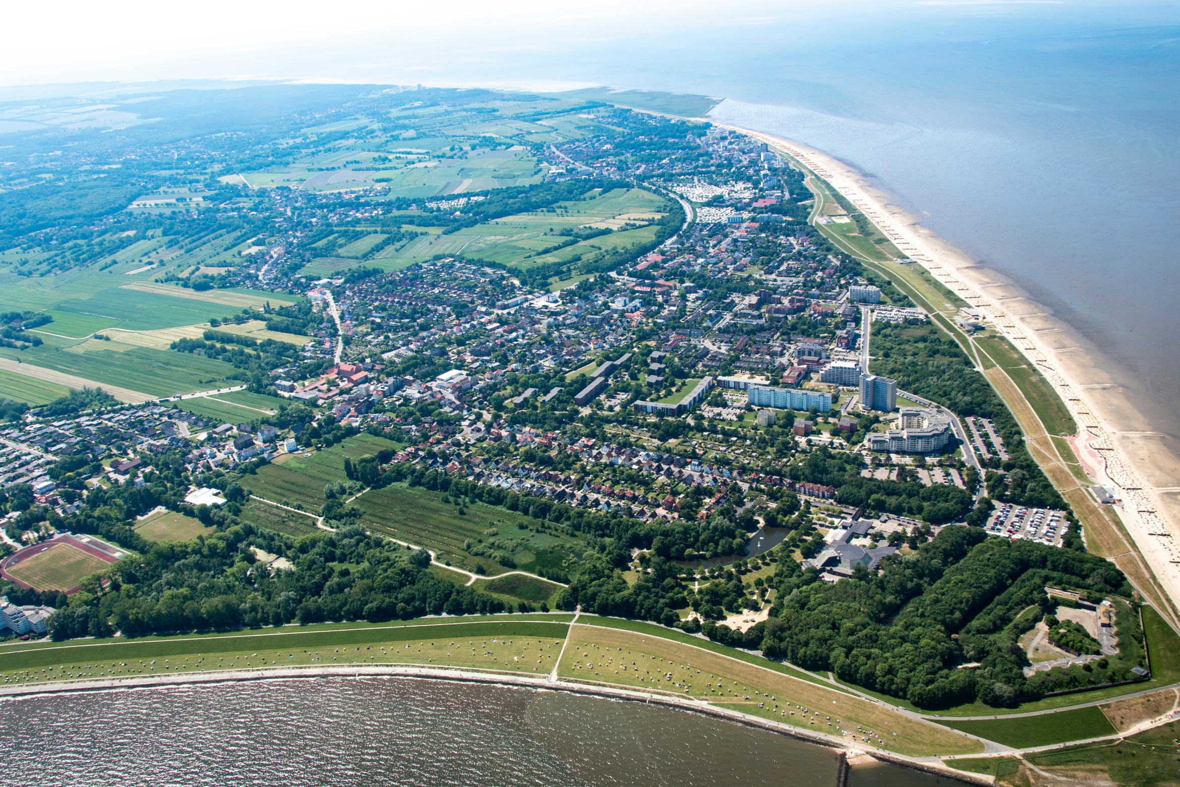 Cuxhaven Vogelperspektive; Privatdetektei Cuxhaven, Wirtschaftsdetektei Cuxhaven, Wirtschaftsdetektiv Cuxhaven, Detektivteam Cuxhaven